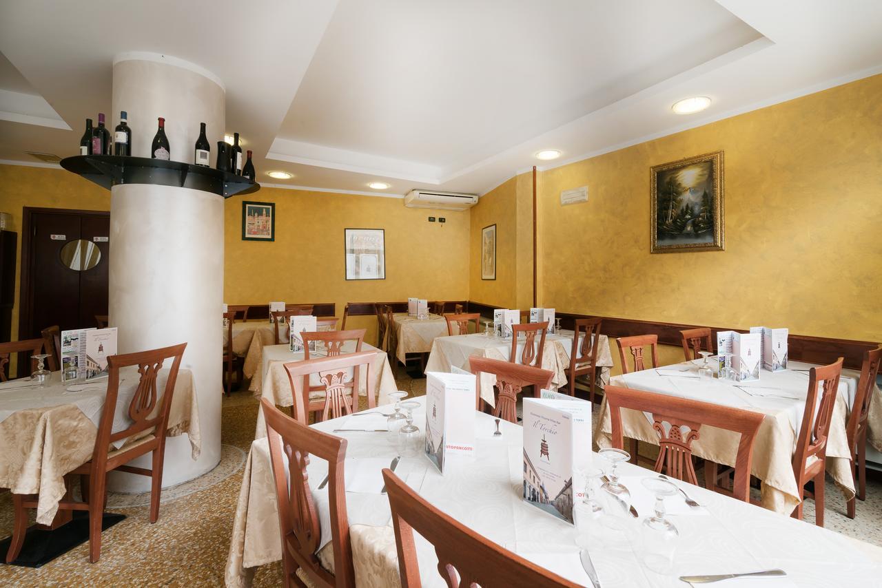 Il Torchio Di Alchieri Moreno E C Sas Pizzighettone Extérieur photo